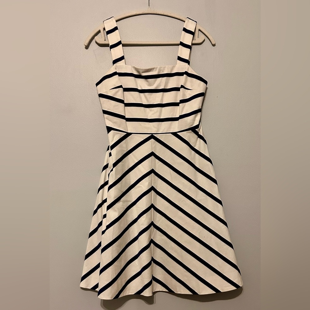 Draper James Navy Stripe Fit & Flare Dress Size 4 Classic Preppy
